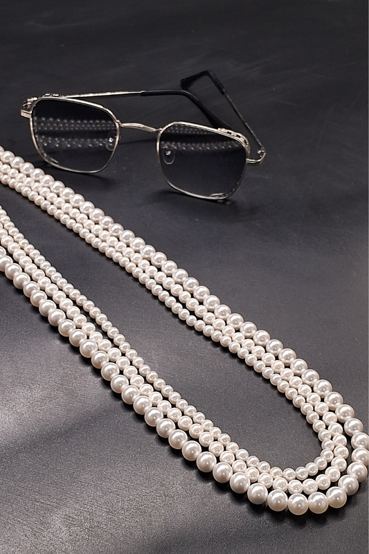 Elegant Shell Pearl Necklace – Multi-Strand Classic Design