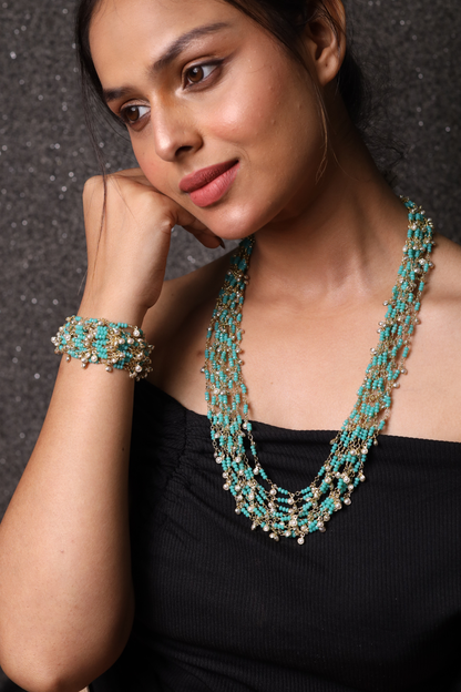 Turquoise Onyx Bunch Necklace