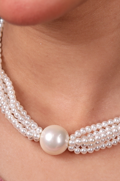 Elegant Pearl Contemporary Necklace