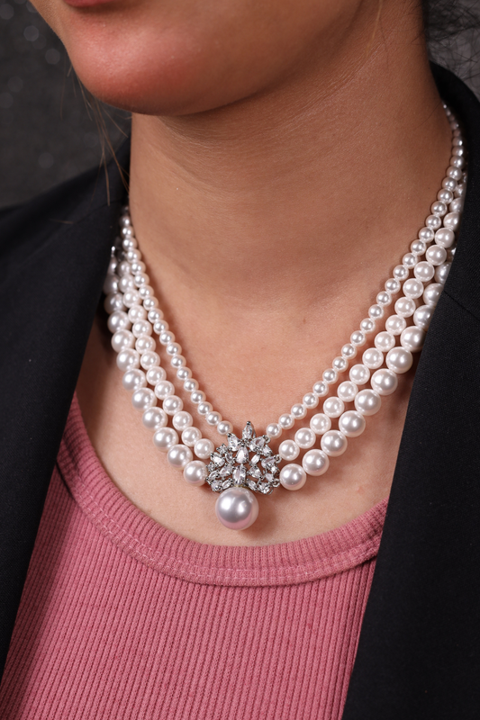 Shell Pearl Necklace with Pendant – 8mm, 6mm, & 5mm Beads