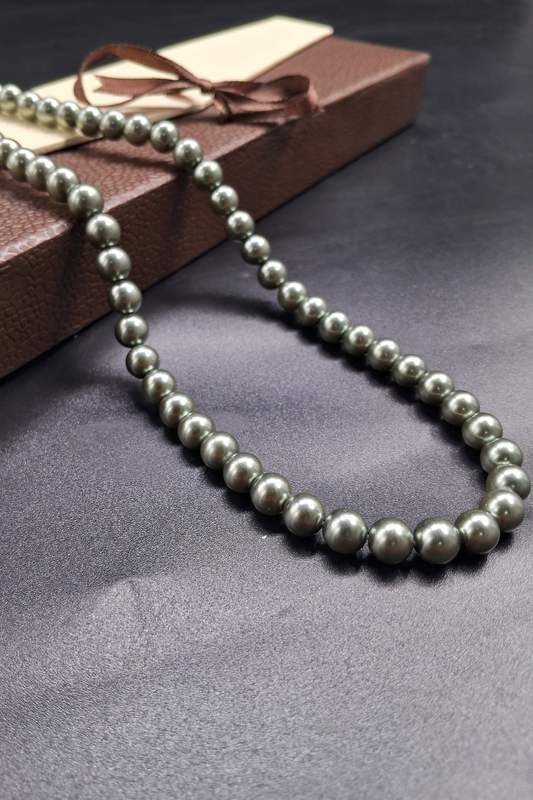 Minimalist Shell Pearls Necklace – 8mm Everyday Charm