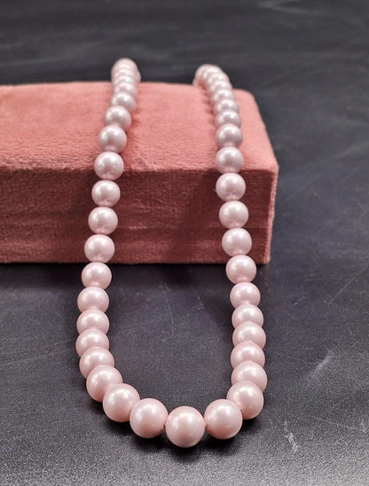 Shell Pearl Necklace – 8mm Contemporary Elegance